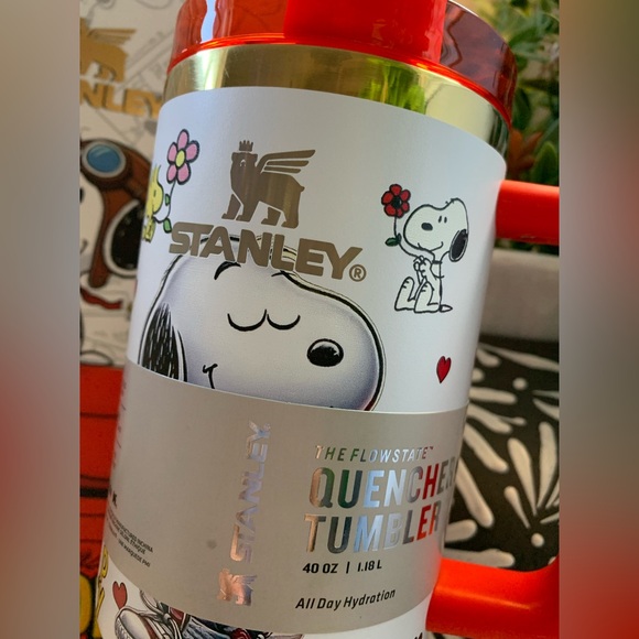 Snoopy 40oz Stanley tumbler - Picture 2 of 8